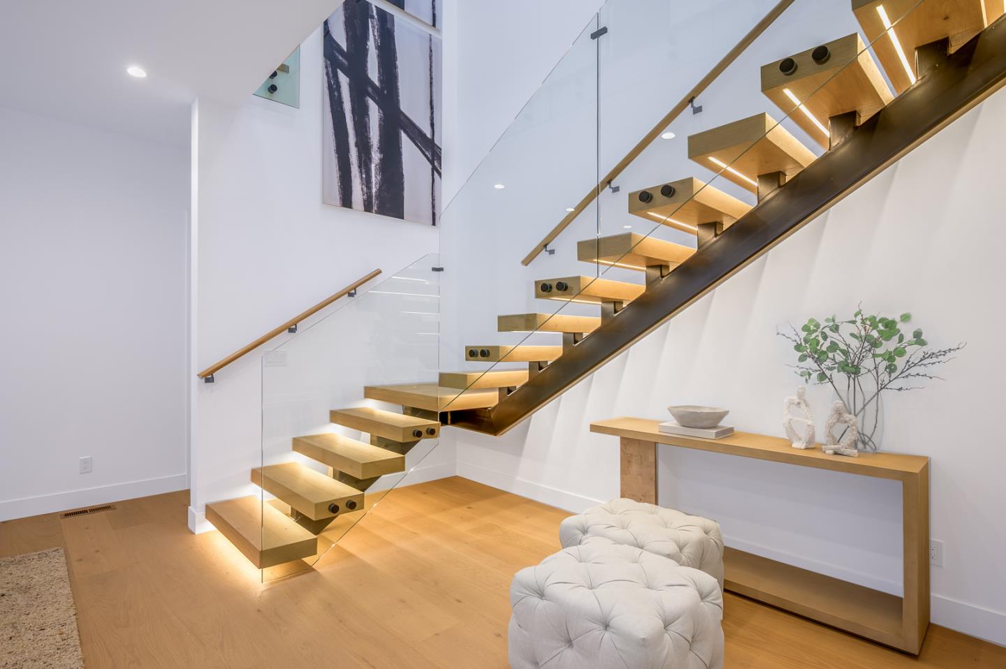 Detail Gallery Image 21 of 46 For 601 Joandra Ct, Los Altos,  CA 94024 - 5 Beds | 5/1 Baths