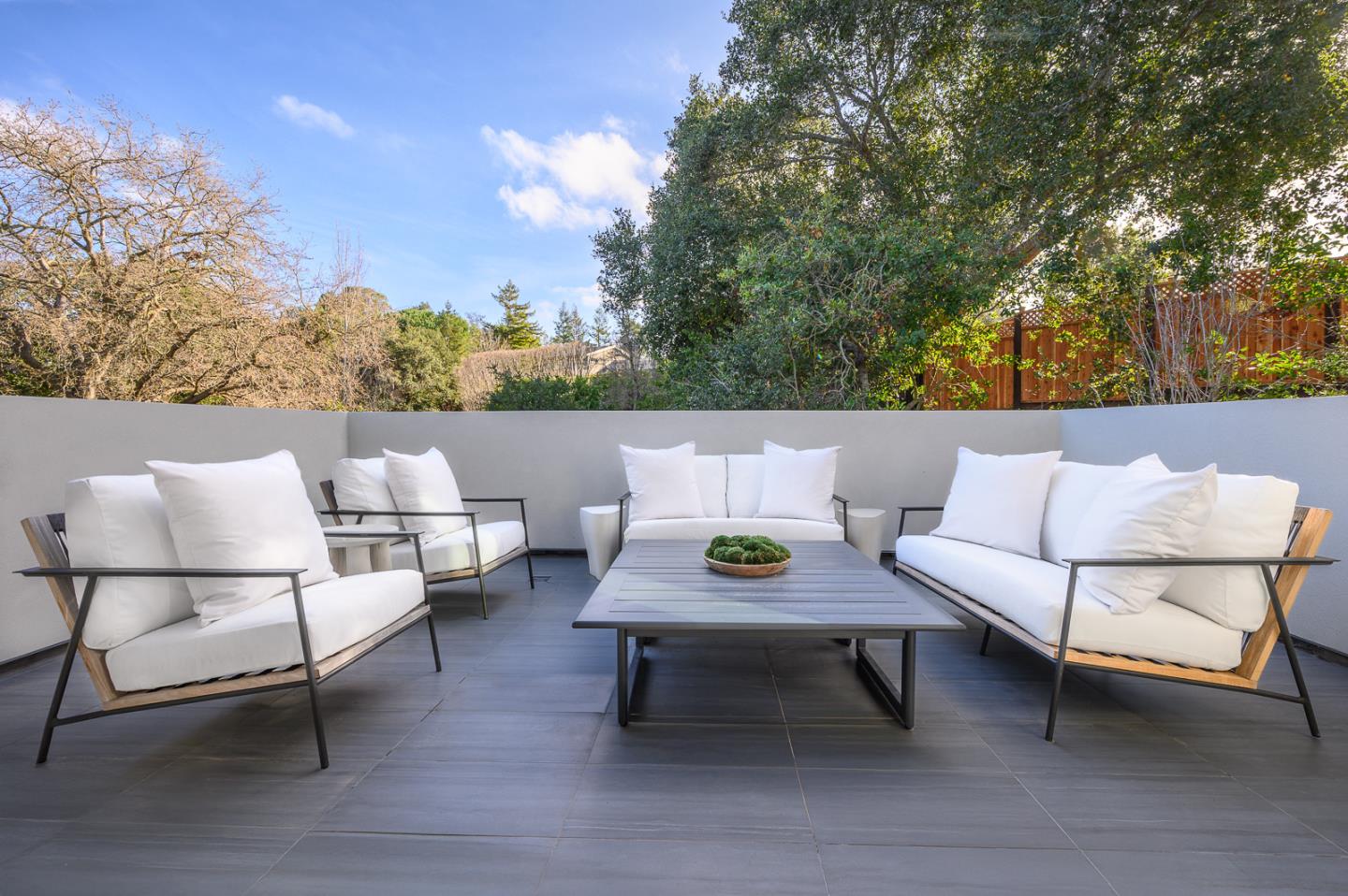 Detail Gallery Image 27 of 46 For 601 Joandra Ct, Los Altos,  CA 94024 - 5 Beds | 5/1 Baths