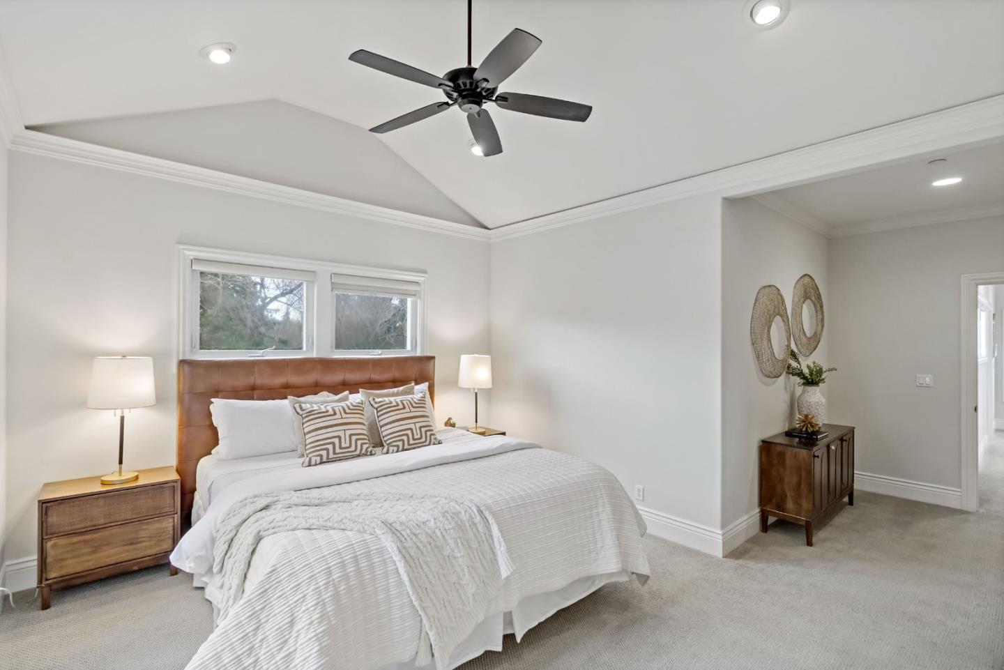Detail Gallery Image 28 of 58 For 36 Gretel Ct, Redwood City,  CA 94061 - 4 Beds | 4/1 Baths
