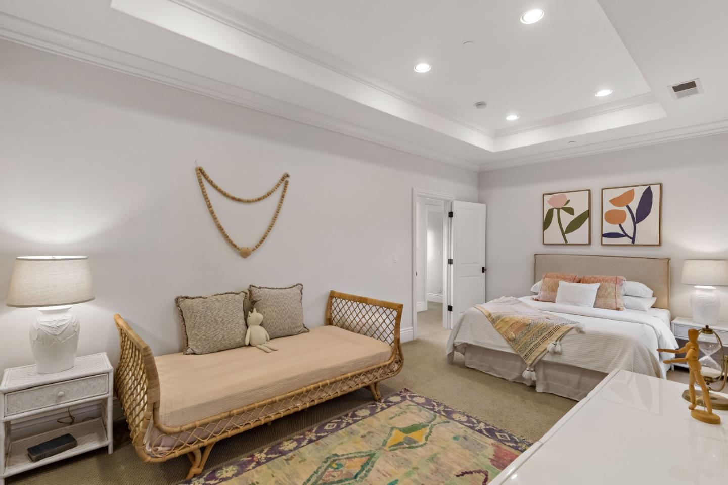 Detail Gallery Image 35 of 58 For 36 Gretel Ct, Redwood City,  CA 94061 - 4 Beds | 4/1 Baths