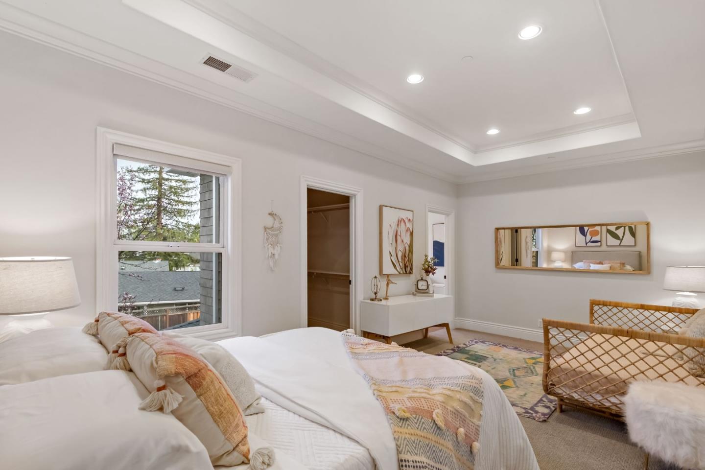 Detail Gallery Image 36 of 58 For 36 Gretel Ct, Redwood City,  CA 94061 - 4 Beds | 4/1 Baths