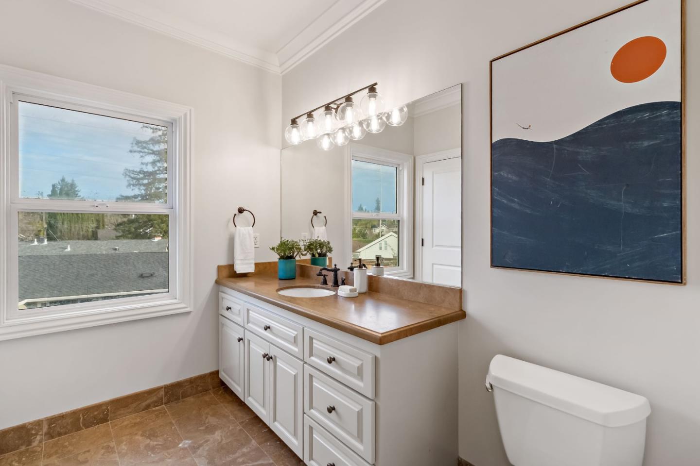 Detail Gallery Image 39 of 58 For 36 Gretel Ct, Redwood City,  CA 94061 - 4 Beds | 4/1 Baths