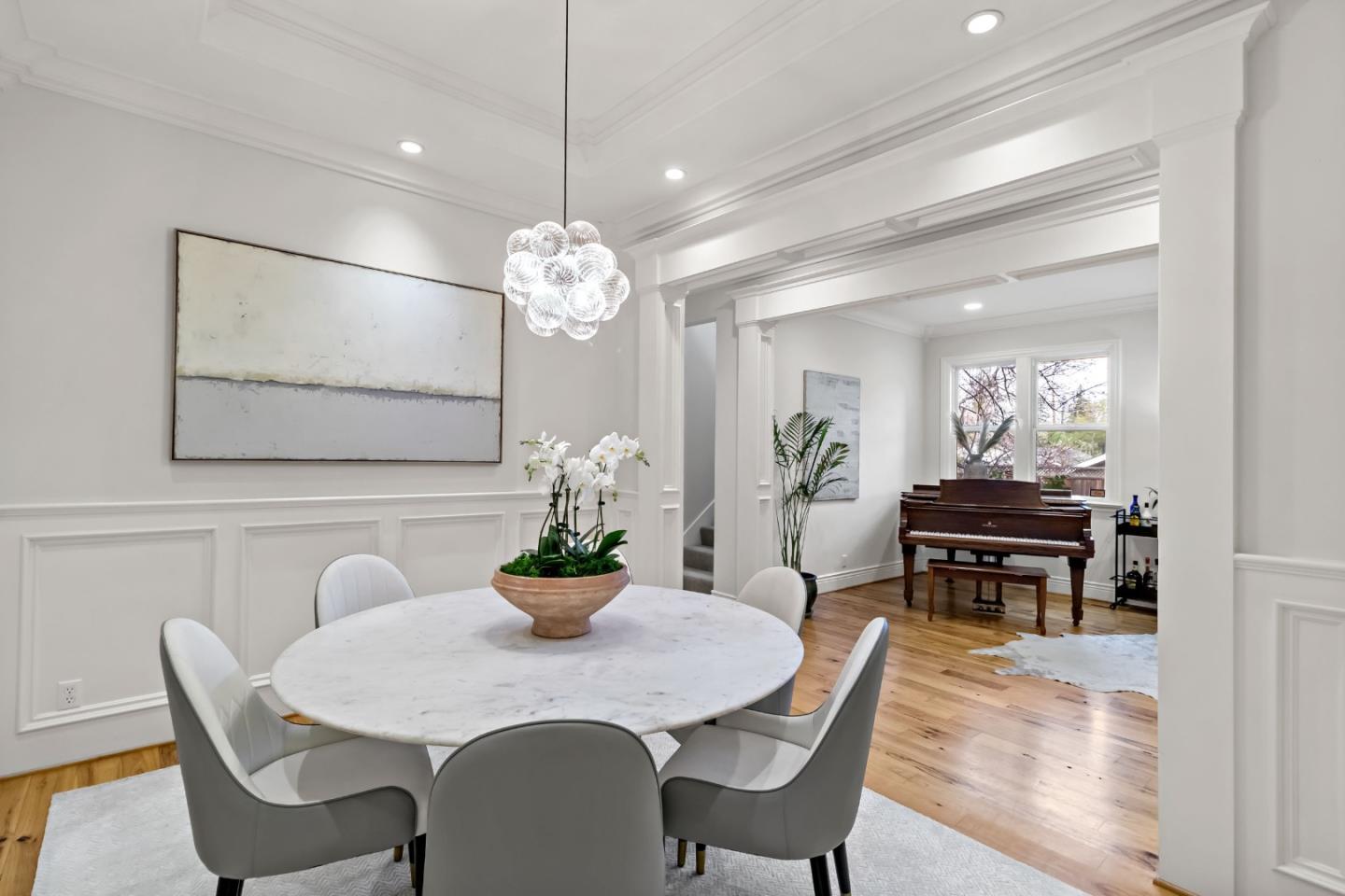 Detail Gallery Image 5 of 58 For 36 Gretel Ct, Redwood City,  CA 94061 - 4 Beds | 4/1 Baths