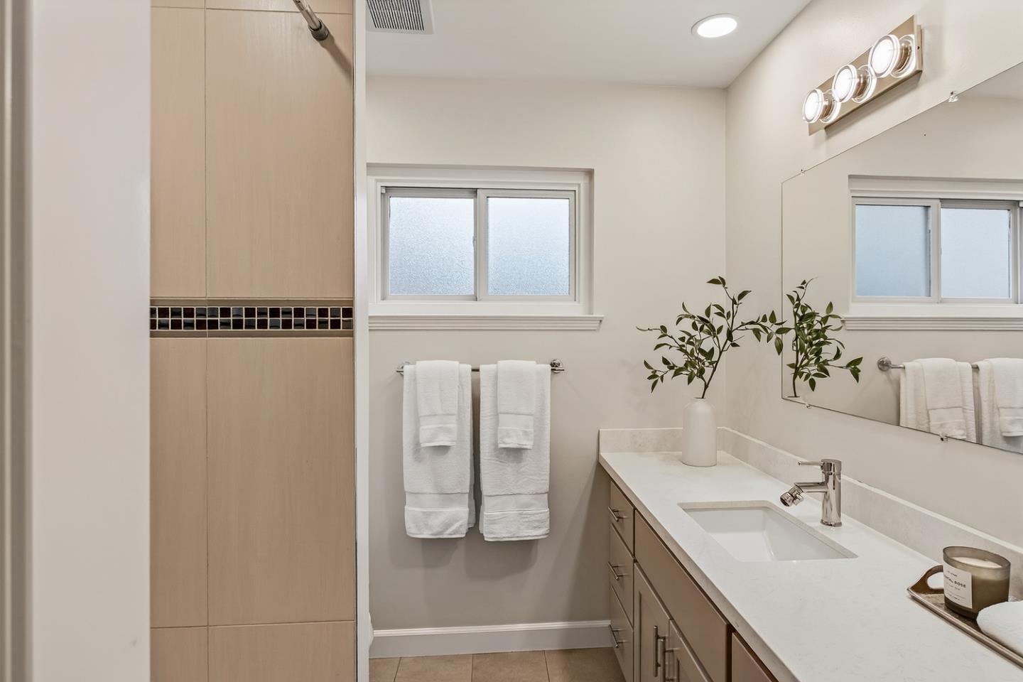 Detail Gallery Image 16 of 43 For 1744 Marich Way, Mountain View,  CA 94040 - – Beds | – Baths