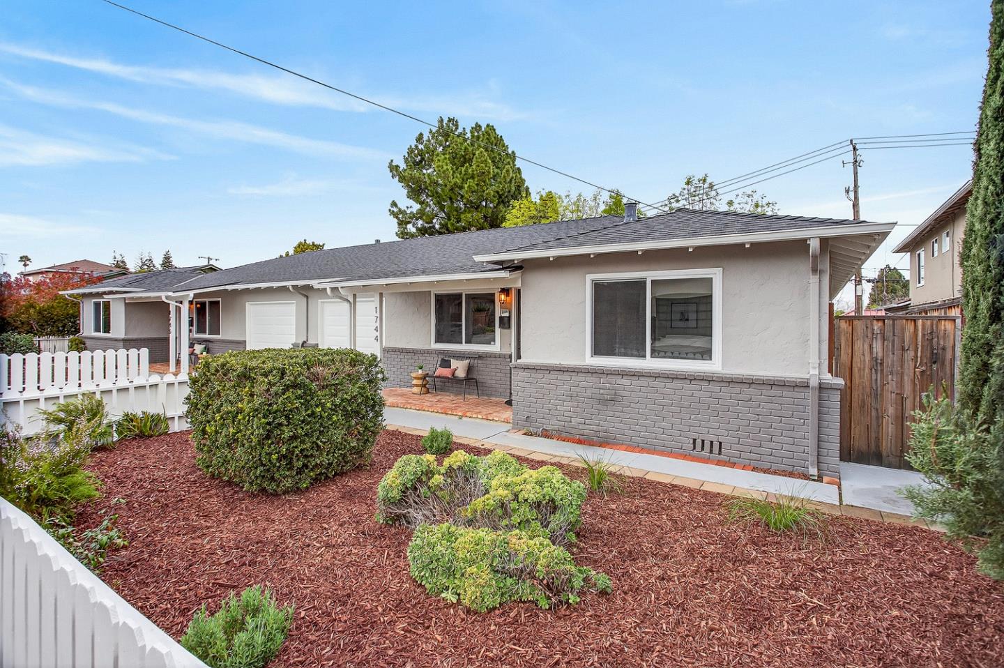 Detail Gallery Image 3 of 43 For 1744 Marich Way, Mountain View,  CA 94040 - – Beds | – Baths