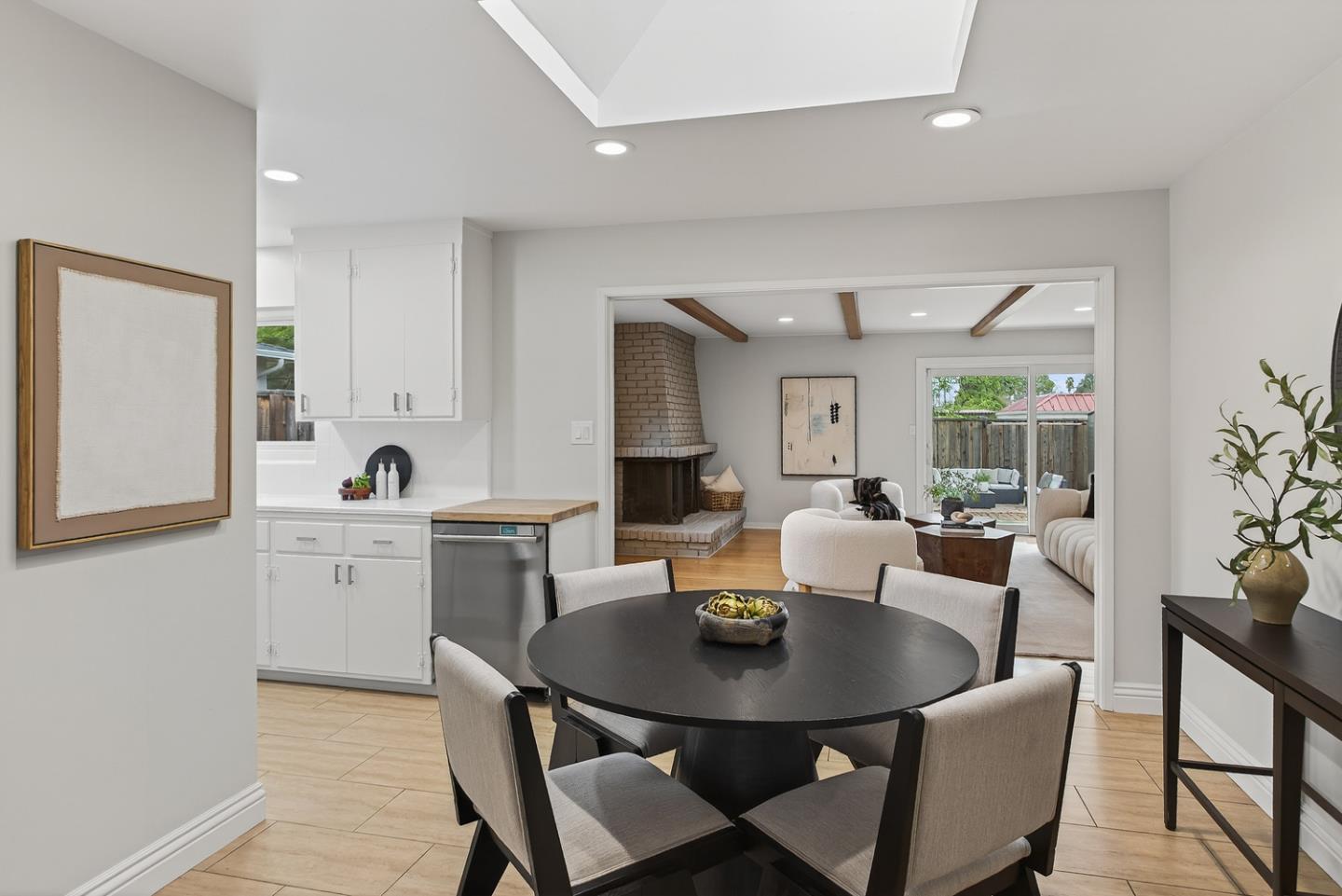 Detail Gallery Image 7 of 43 For 1744 Marich Way, Mountain View,  CA 94040 - – Beds | – Baths