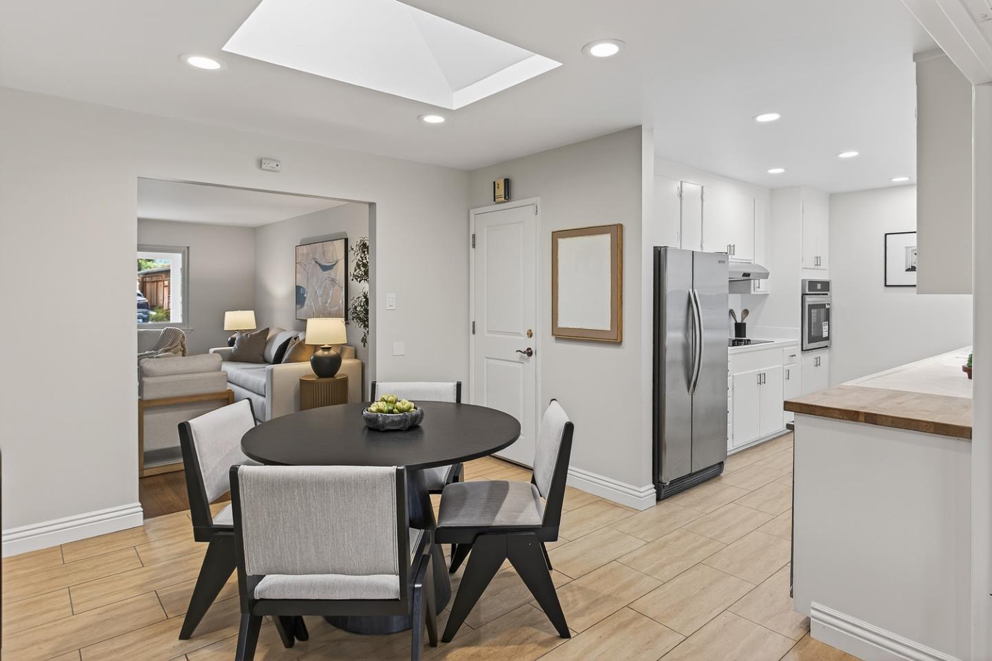 Detail Gallery Image 8 of 43 For 1744 Marich Way, Mountain View,  CA 94040 - – Beds | – Baths