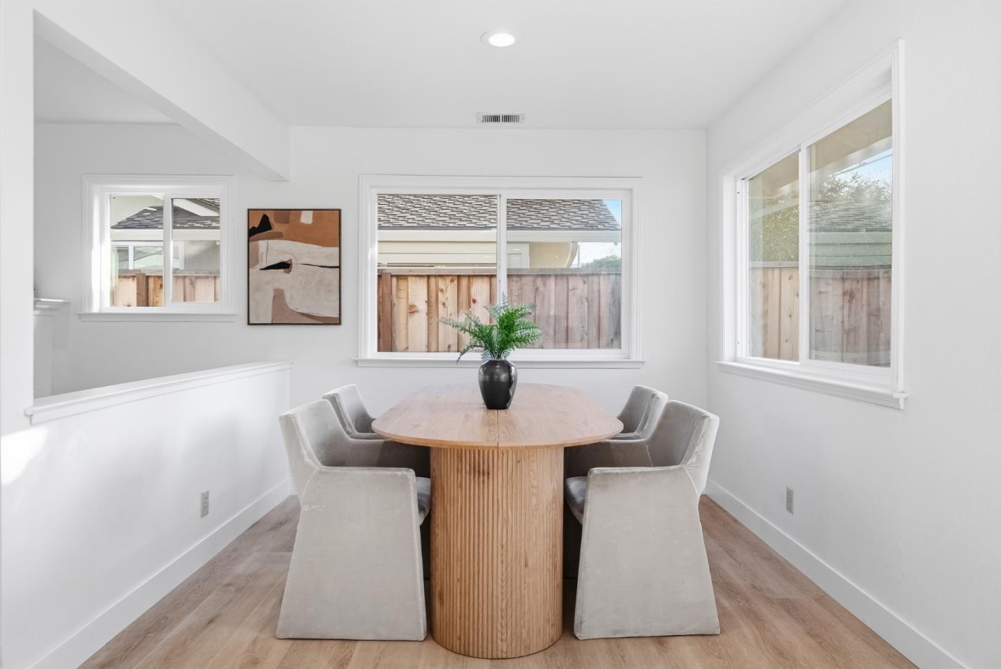 Detail Gallery Image 10 of 55 For 3137 Hilary Dr, San Jose,  CA 95124 - 5 Beds | 4 Baths