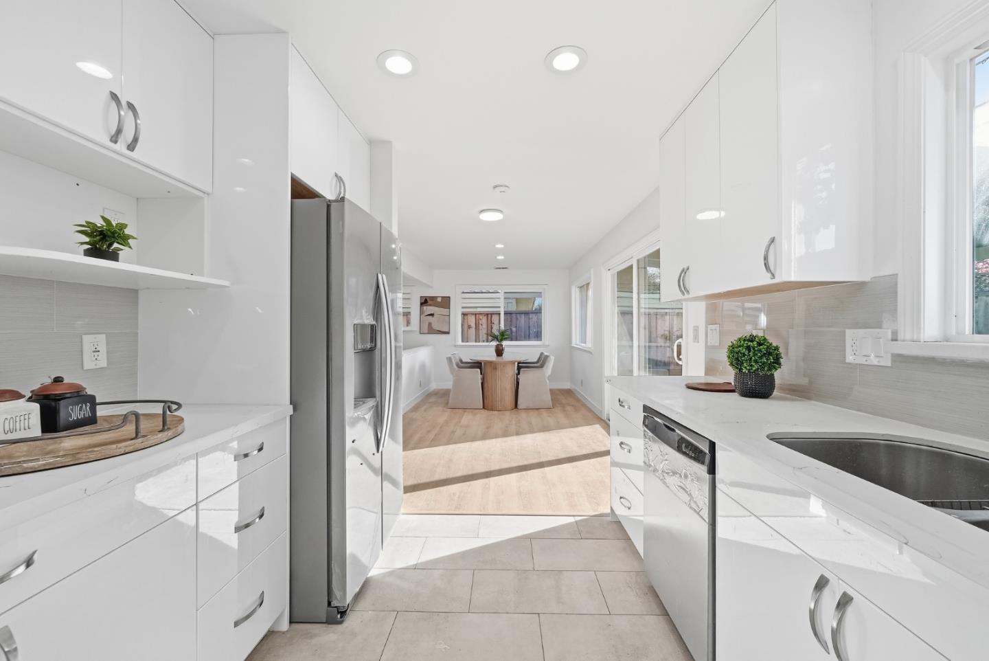 Detail Gallery Image 15 of 55 For 3137 Hilary Dr, San Jose,  CA 95124 - 5 Beds | 4 Baths