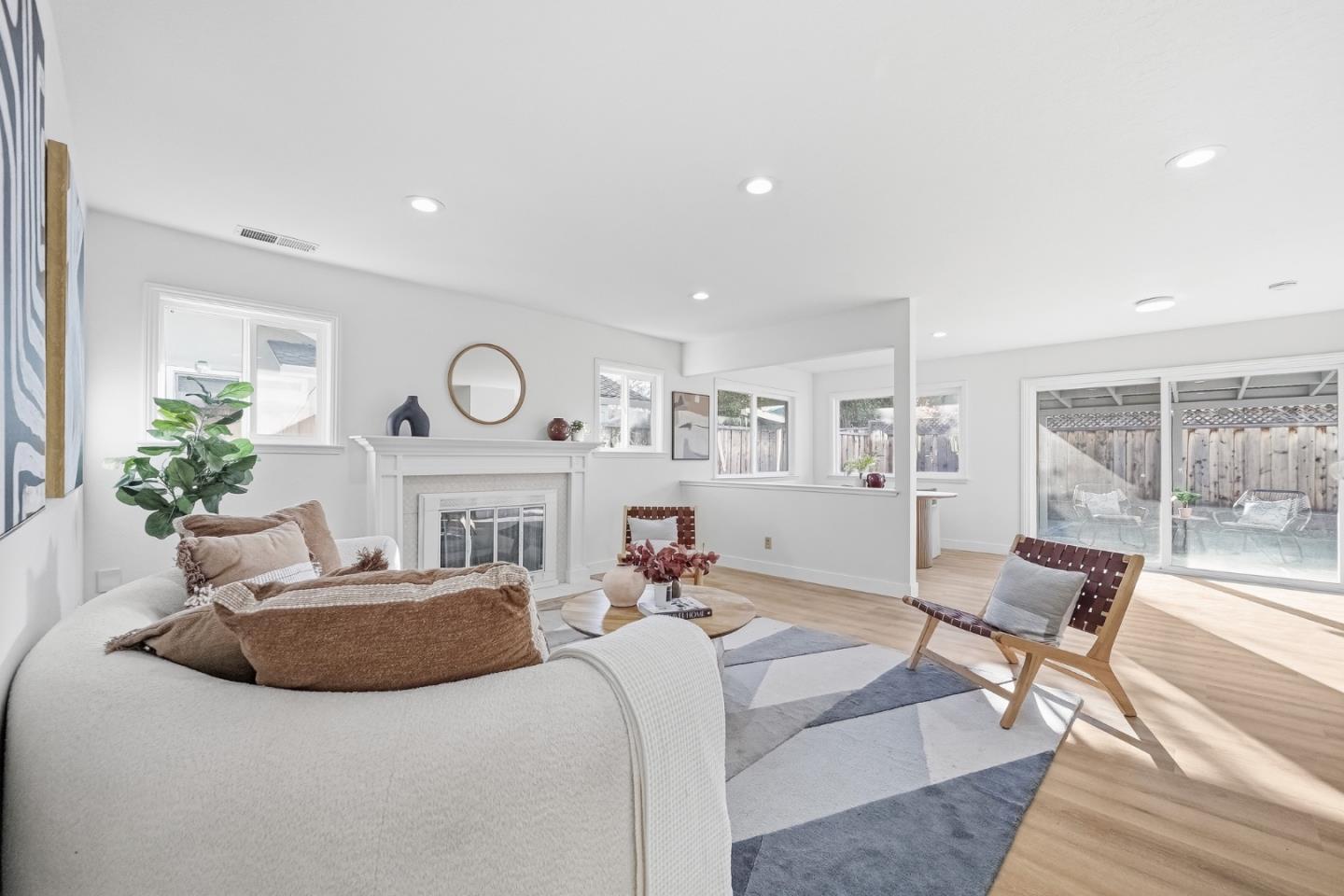 Detail Gallery Image 7 of 55 For 3137 Hilary Dr, San Jose,  CA 95124 - 5 Beds | 4 Baths