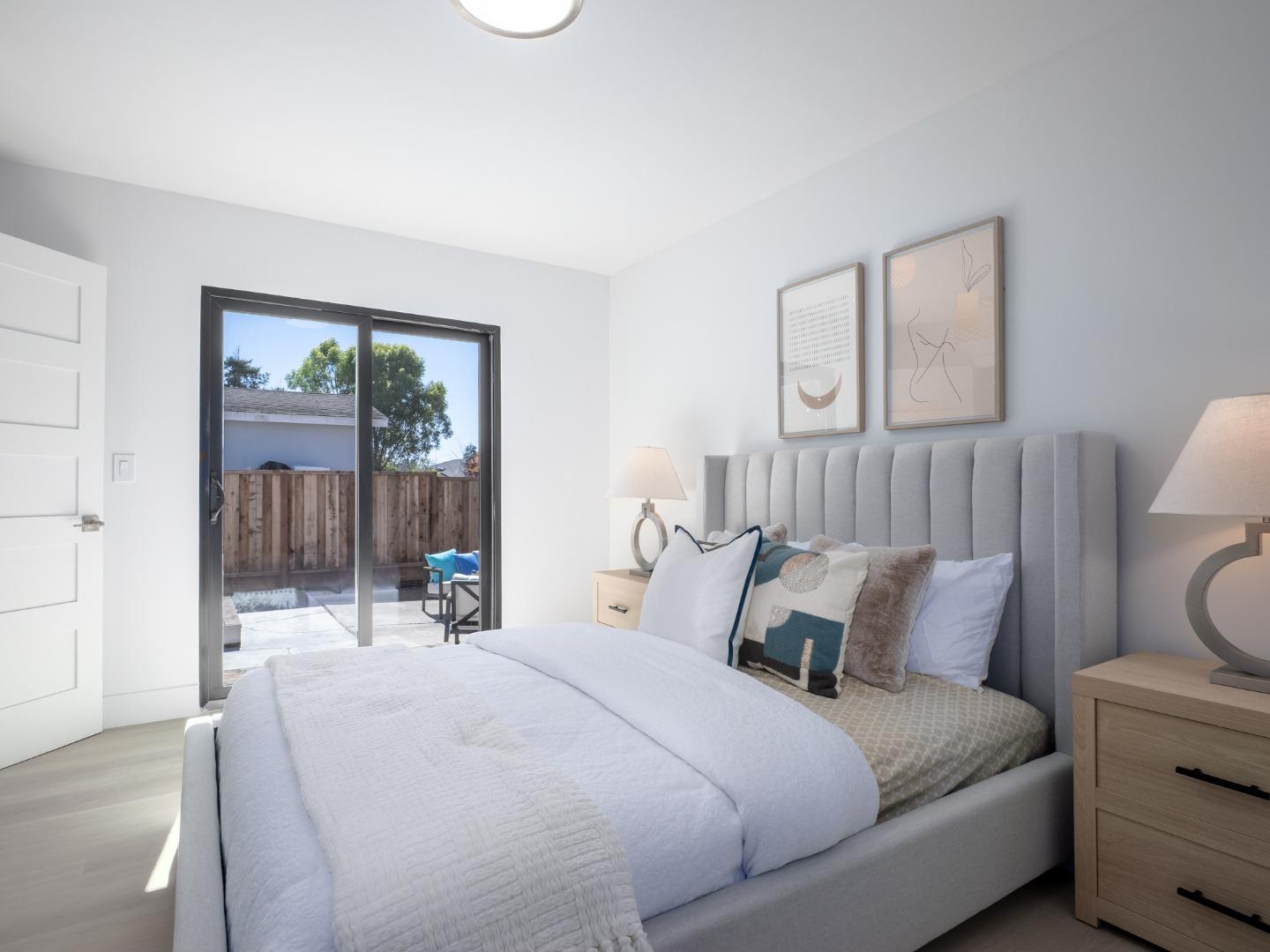 Detail Gallery Image 13 of 39 For 1371 Camellia Dr, East Palo Alto,  CA 94303 - 3 Beds | 2 Baths