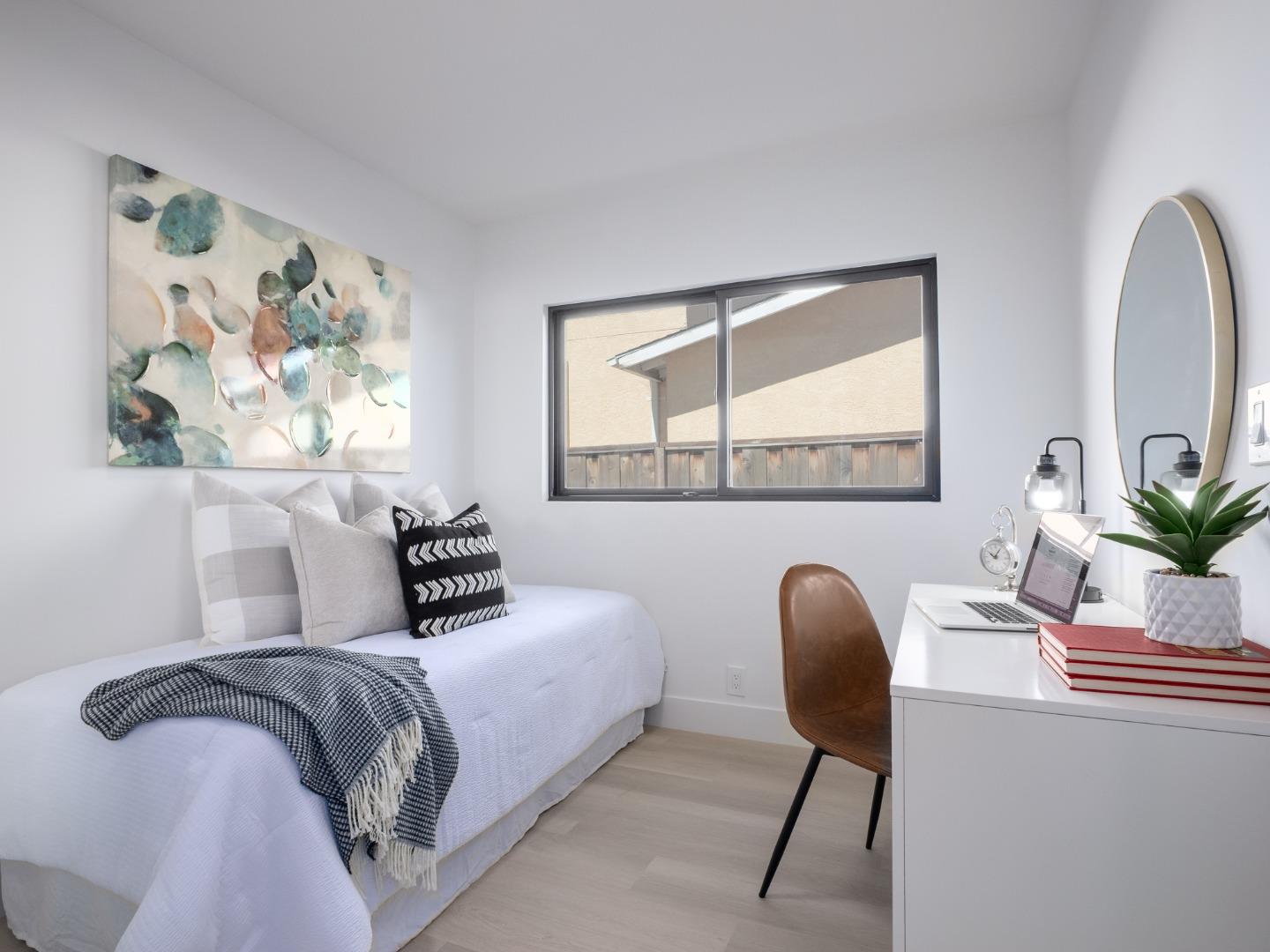 Detail Gallery Image 16 of 39 For 1371 Camellia Dr, East Palo Alto,  CA 94303 - 3 Beds | 2 Baths