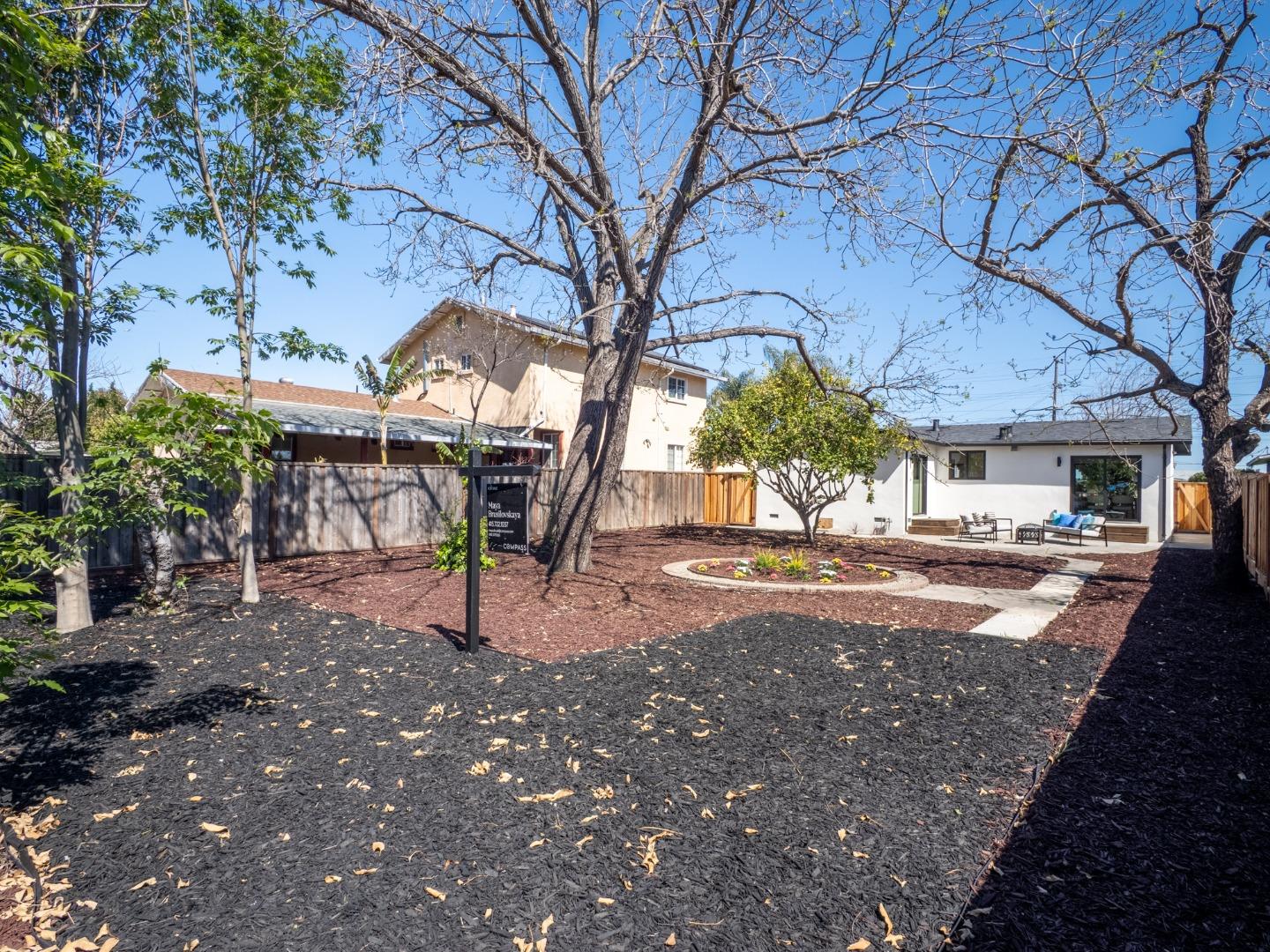 Detail Gallery Image 26 of 39 For 1371 Camellia Dr, East Palo Alto,  CA 94303 - 3 Beds | 2 Baths