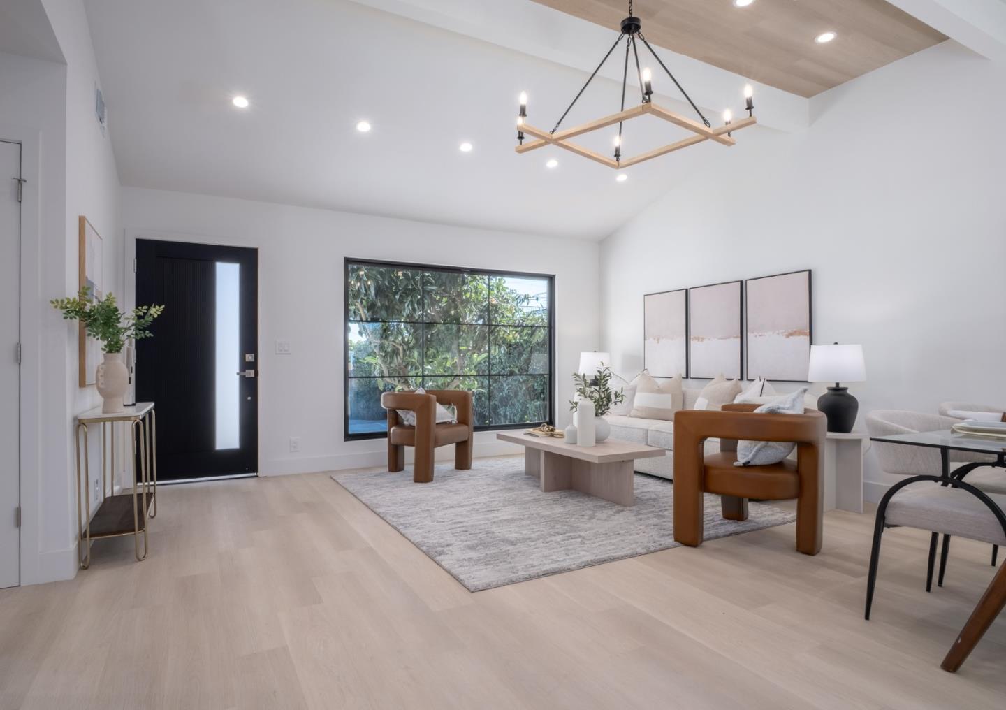 Detail Gallery Image 3 of 39 For 1371 Camellia Dr, East Palo Alto,  CA 94303 - 3 Beds | 2 Baths