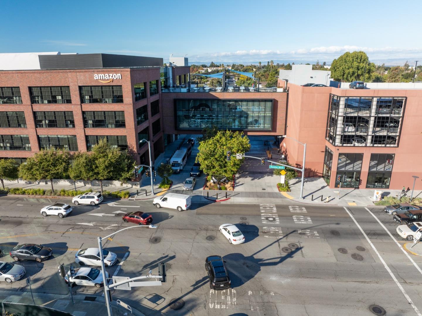 Detail Gallery Image 32 of 39 For 1371 Camellia Dr, East Palo Alto,  CA 94303 - 3 Beds | 2 Baths