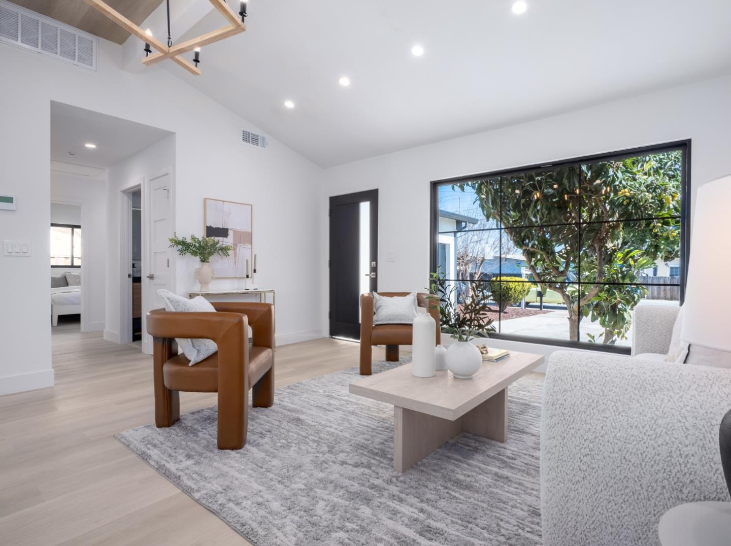 Detail Gallery Image 5 of 39 For 1371 Camellia Dr, East Palo Alto,  CA 94303 - 3 Beds | 2 Baths