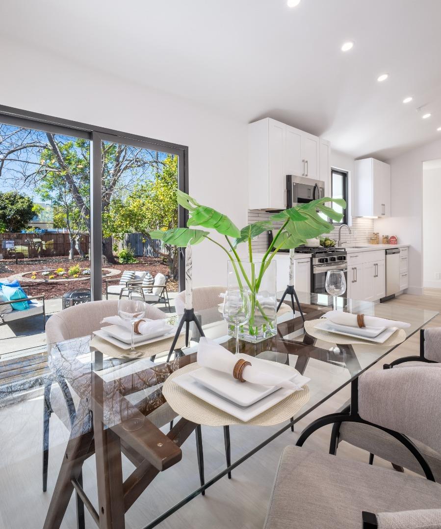 Detail Gallery Image 7 of 39 For 1371 Camellia Dr, East Palo Alto,  CA 94303 - 3 Beds | 2 Baths