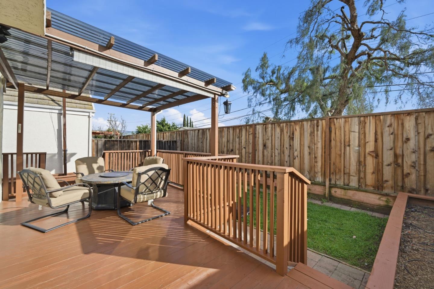 Detail Gallery Image 33 of 39 For 472 Glenmoor Cir, Milpitas,  CA 95035 - 3 Beds | 2/1 Baths