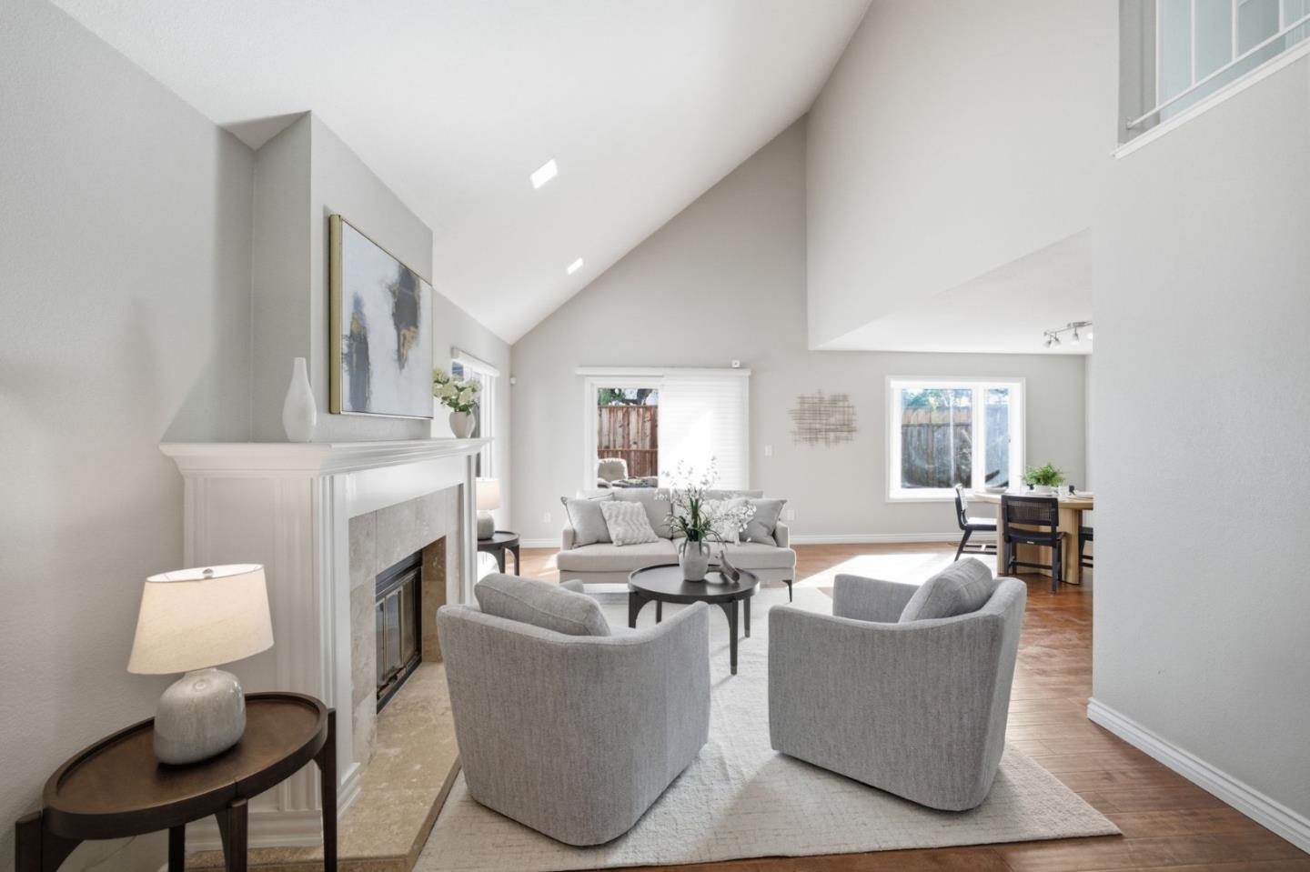 Detail Gallery Image 4 of 39 For 472 Glenmoor Cir, Milpitas,  CA 95035 - 3 Beds | 2/1 Baths