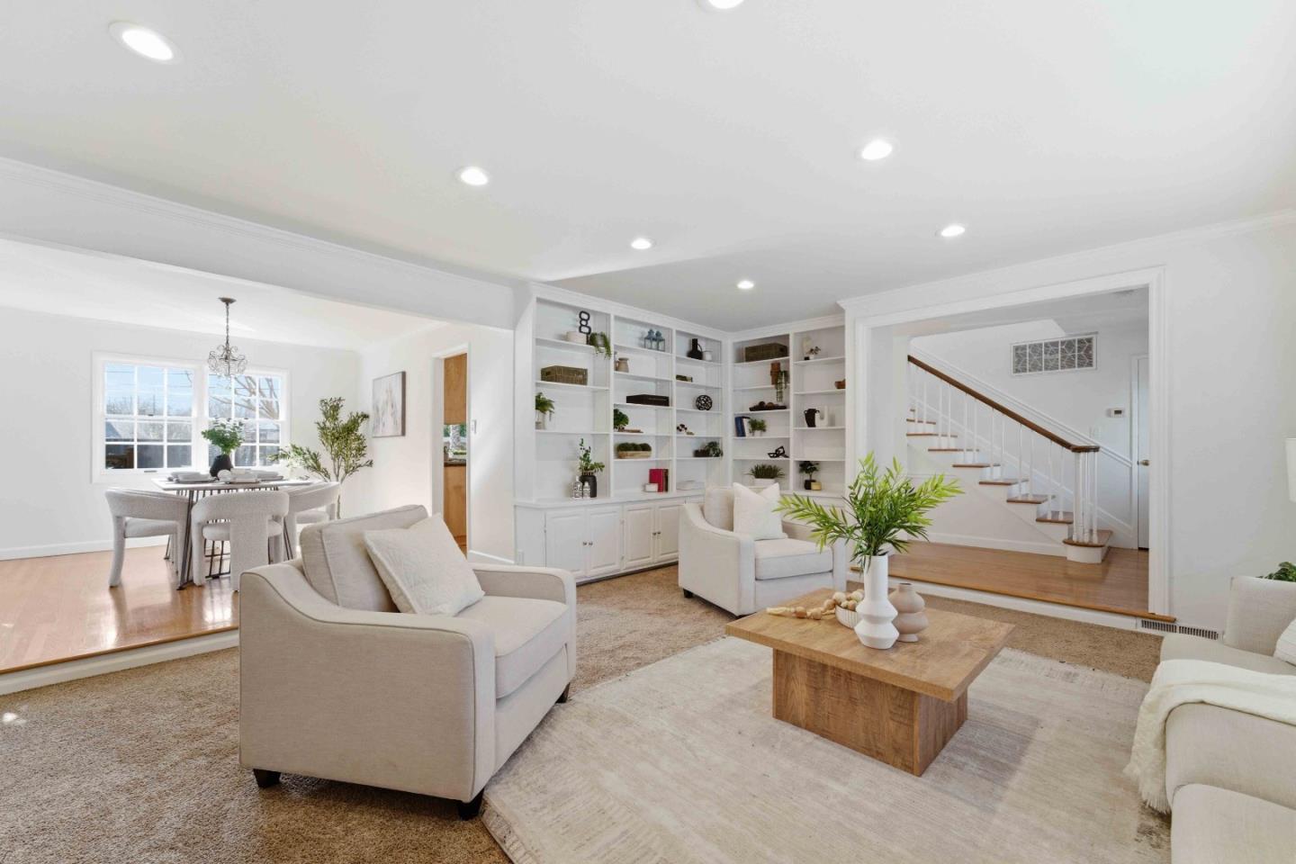 Detail Gallery Image 13 of 45 For 1844 Frobisher Way, San Jose,  CA 95124 - 5 Beds | 2/1 Baths