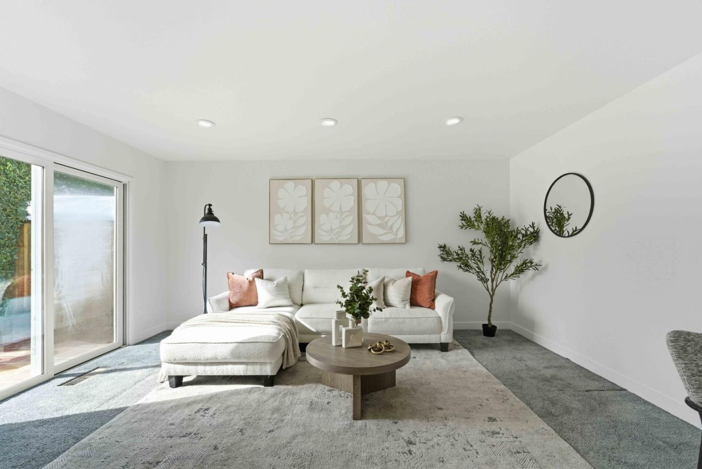 Detail Gallery Image 16 of 45 For 1844 Frobisher Way, San Jose,  CA 95124 - 5 Beds | 2/1 Baths