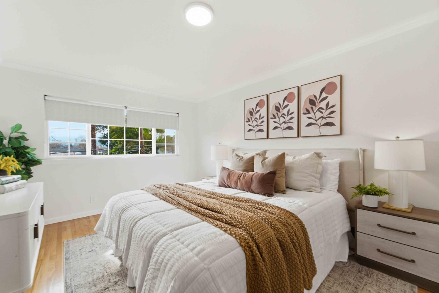 Detail Gallery Image 32 of 45 For 1844 Frobisher Way, San Jose,  CA 95124 - 5 Beds | 2/1 Baths