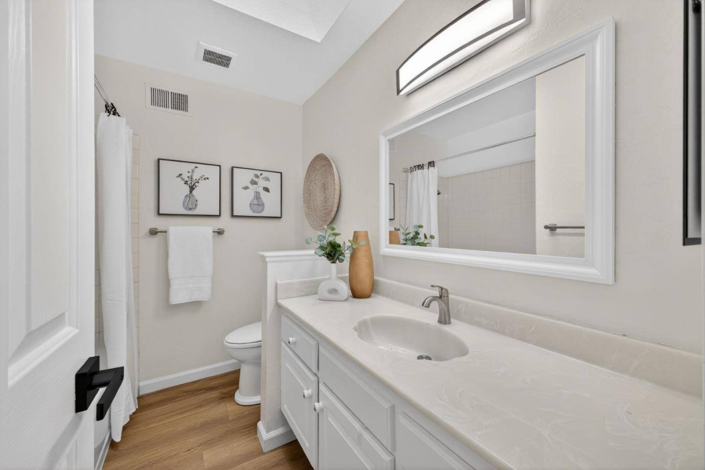 Detail Gallery Image 22 of 45 For 2733 Winfield Dr, Mountain View,  CA 94040 - 4 Beds | 2 Baths