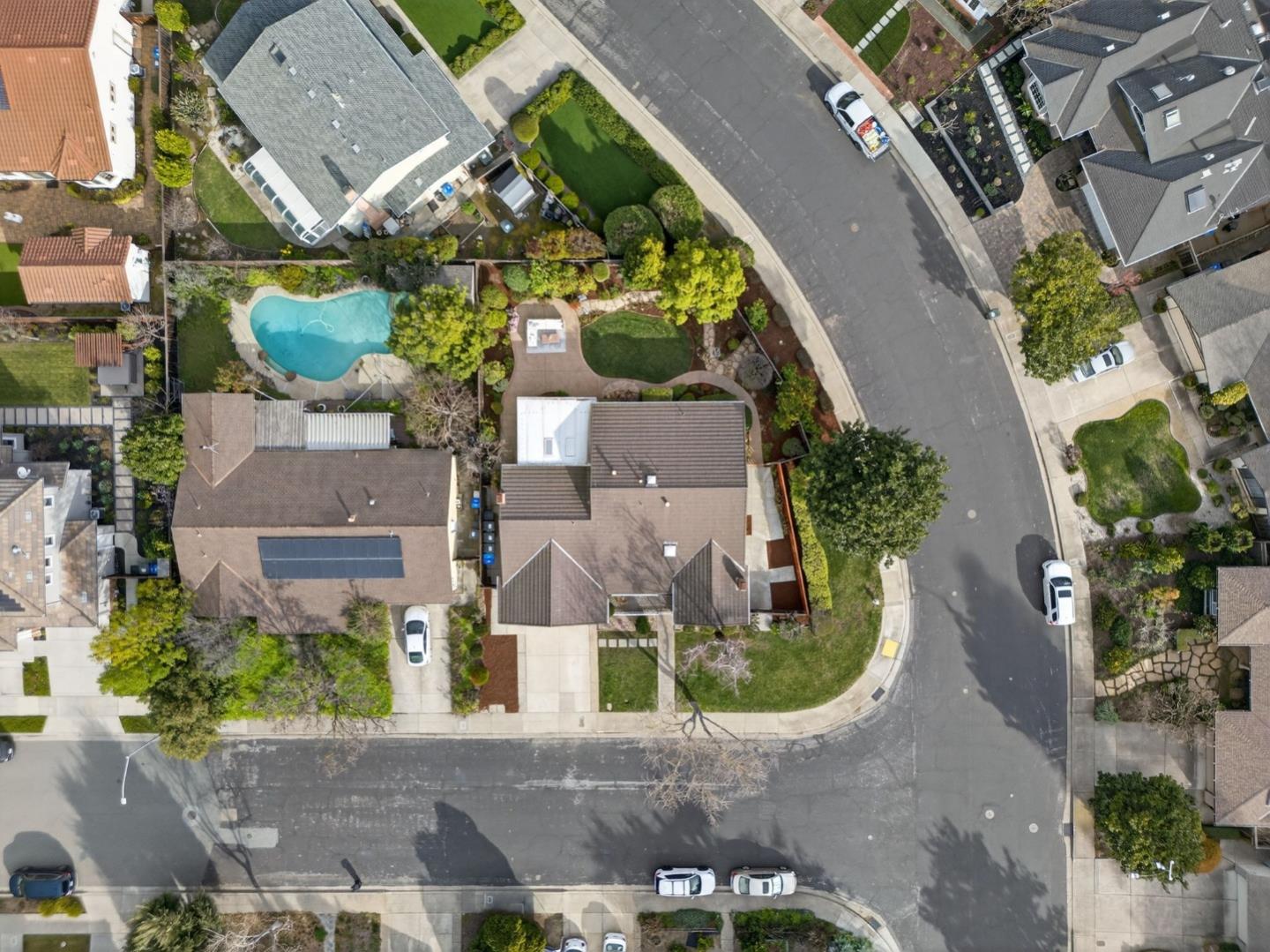 Detail Gallery Image 33 of 45 For 2733 Winfield Dr, Mountain View,  CA 94040 - 4 Beds | 2 Baths