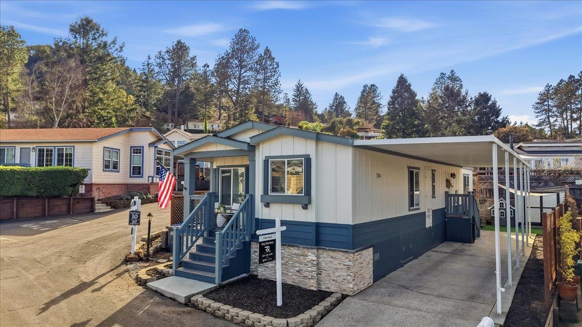 Detail Gallery Image 4 of 45 For 444 Whispering Pines Dr #43,  Scotts Valley,  CA 95066 - 3 Beds | 2 Baths