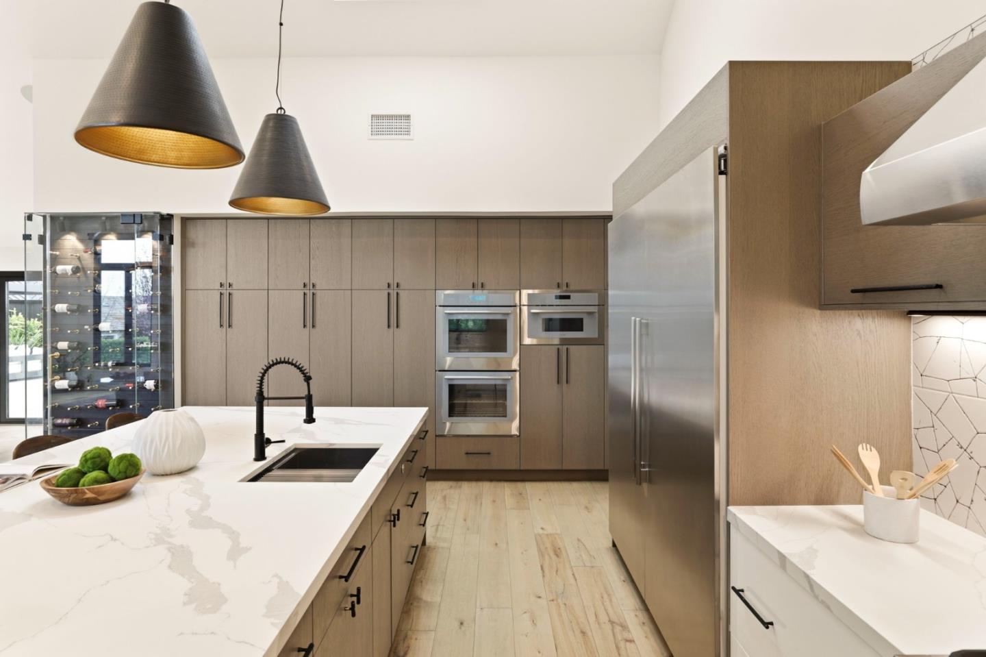 Detail Gallery Image 24 of 43 For 588 Craig Rd, Hillsborough,  CA 94010 - 5 Beds | 5 Baths