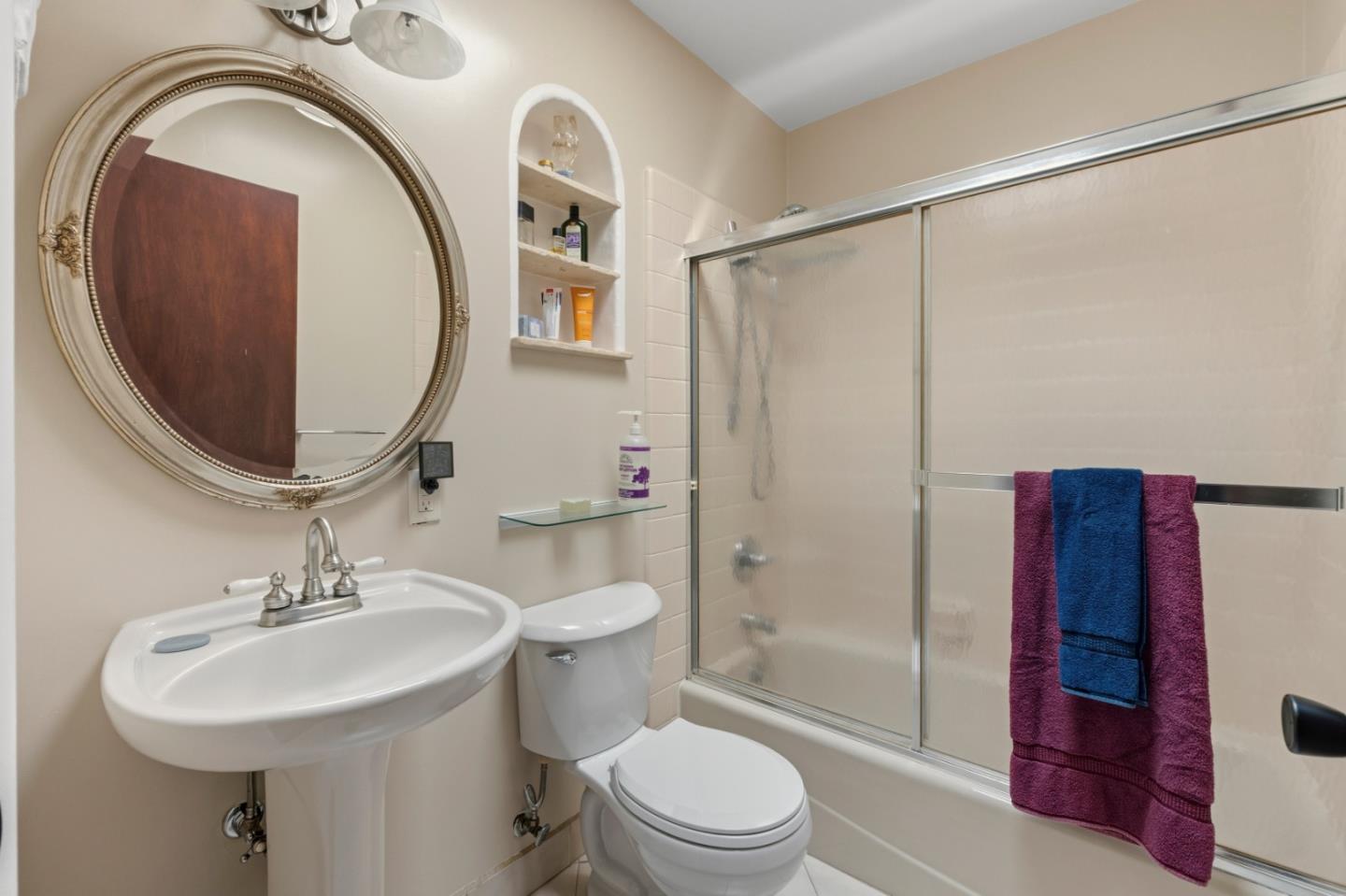 Detail Gallery Image 19 of 26 For 1313 Harding St, Seaside,  CA 93955 - 3 Beds | 2 Baths