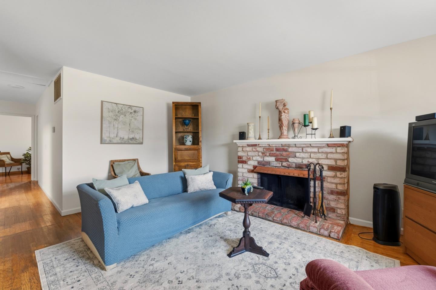 Detail Gallery Image 6 of 26 For 1313 Harding St, Seaside,  CA 93955 - 3 Beds | 2 Baths