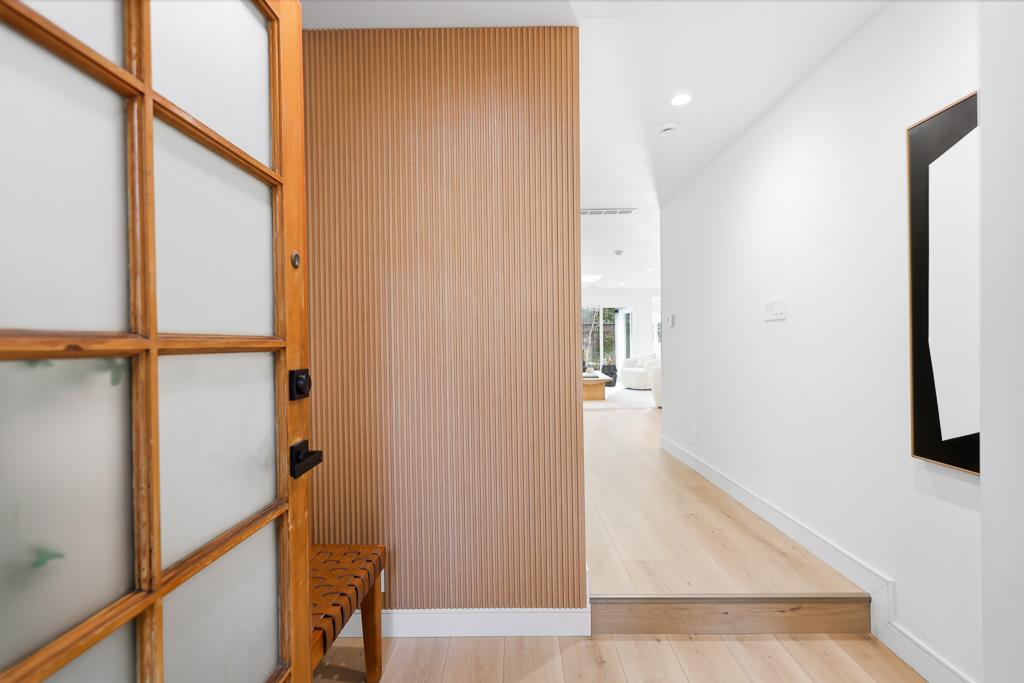 Detail Gallery Image 4 of 60 For 1218 Sanchez Way, Redwood City,  CA 94061 - 4 Beds | 3 Baths