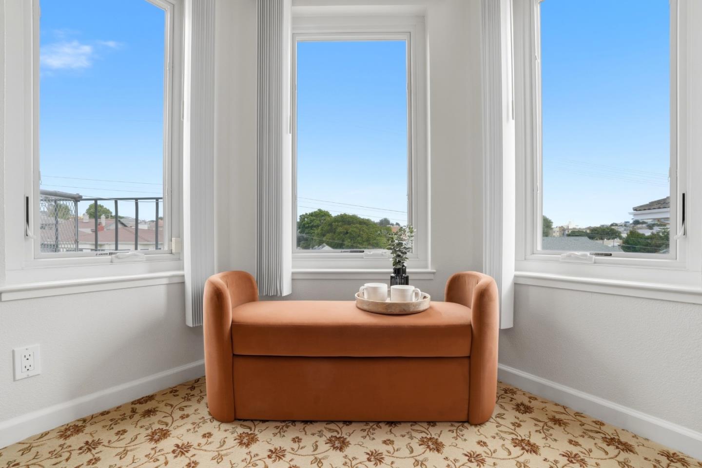 Detail Gallery Image 36 of 81 For 20 Dorado Ter #C,  San Francisco,  CA 94112 - 4 Beds | 2 Baths