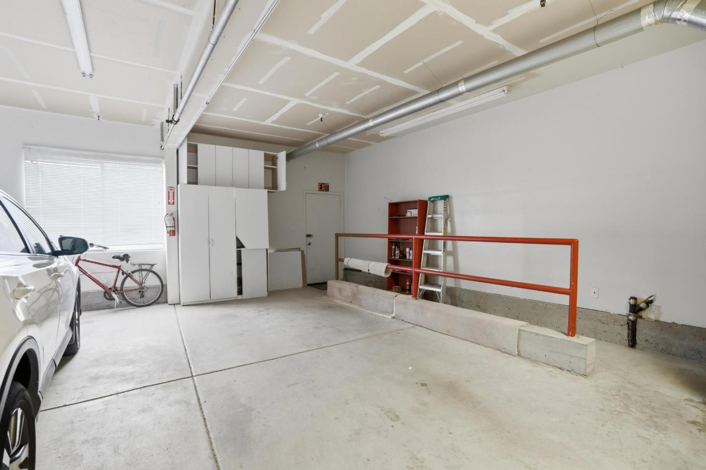 Detail Gallery Image 53 of 81 For 20 Dorado Ter #C,  San Francisco,  CA 94112 - 4 Beds | 2 Baths