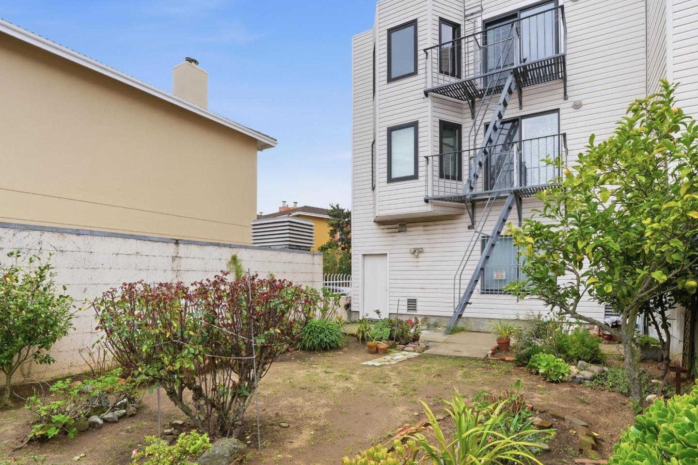 Detail Gallery Image 56 of 81 For 20 Dorado Ter #C,  San Francisco,  CA 94112 - 4 Beds | 2 Baths