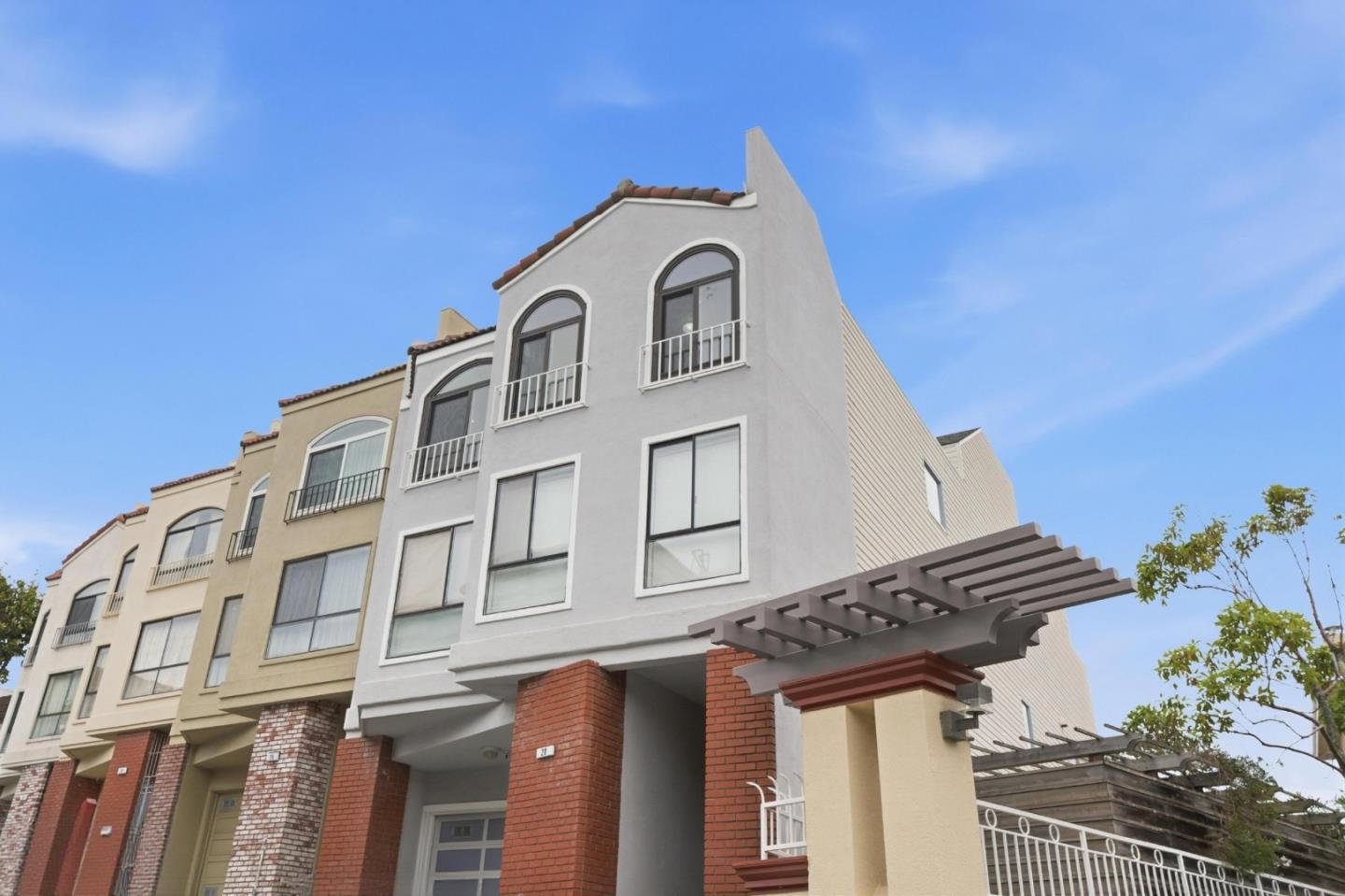 Detail Gallery Image 59 of 81 For 20 Dorado Ter #C,  San Francisco,  CA 94112 - 4 Beds | 2 Baths