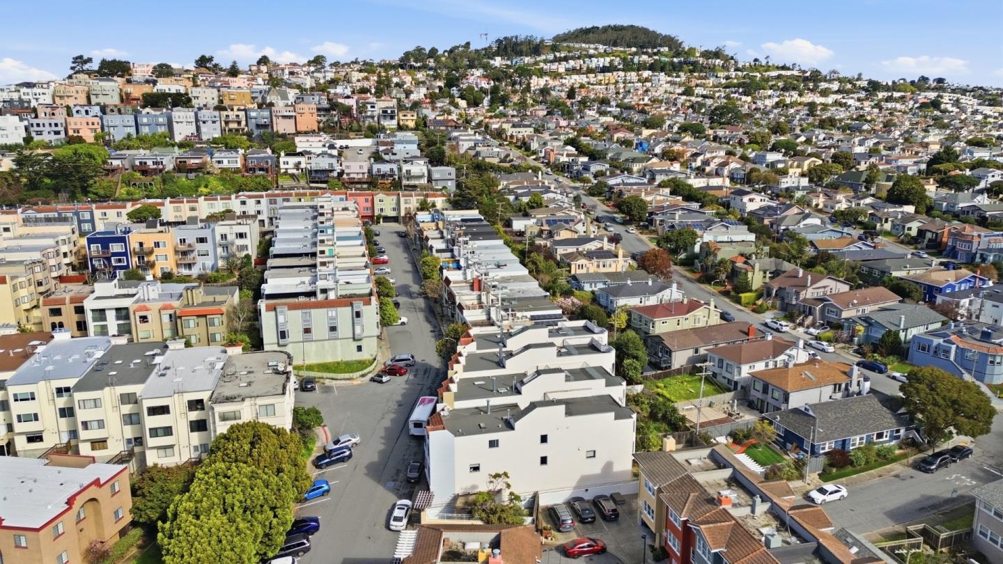 Detail Gallery Image 67 of 81 For 20 Dorado Ter #C,  San Francisco,  CA 94112 - 4 Beds | 2 Baths