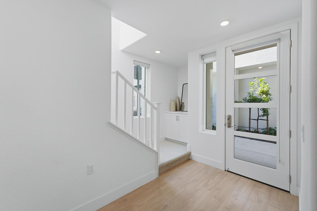 Photo #4: ML82036415 Listing: Photo #4