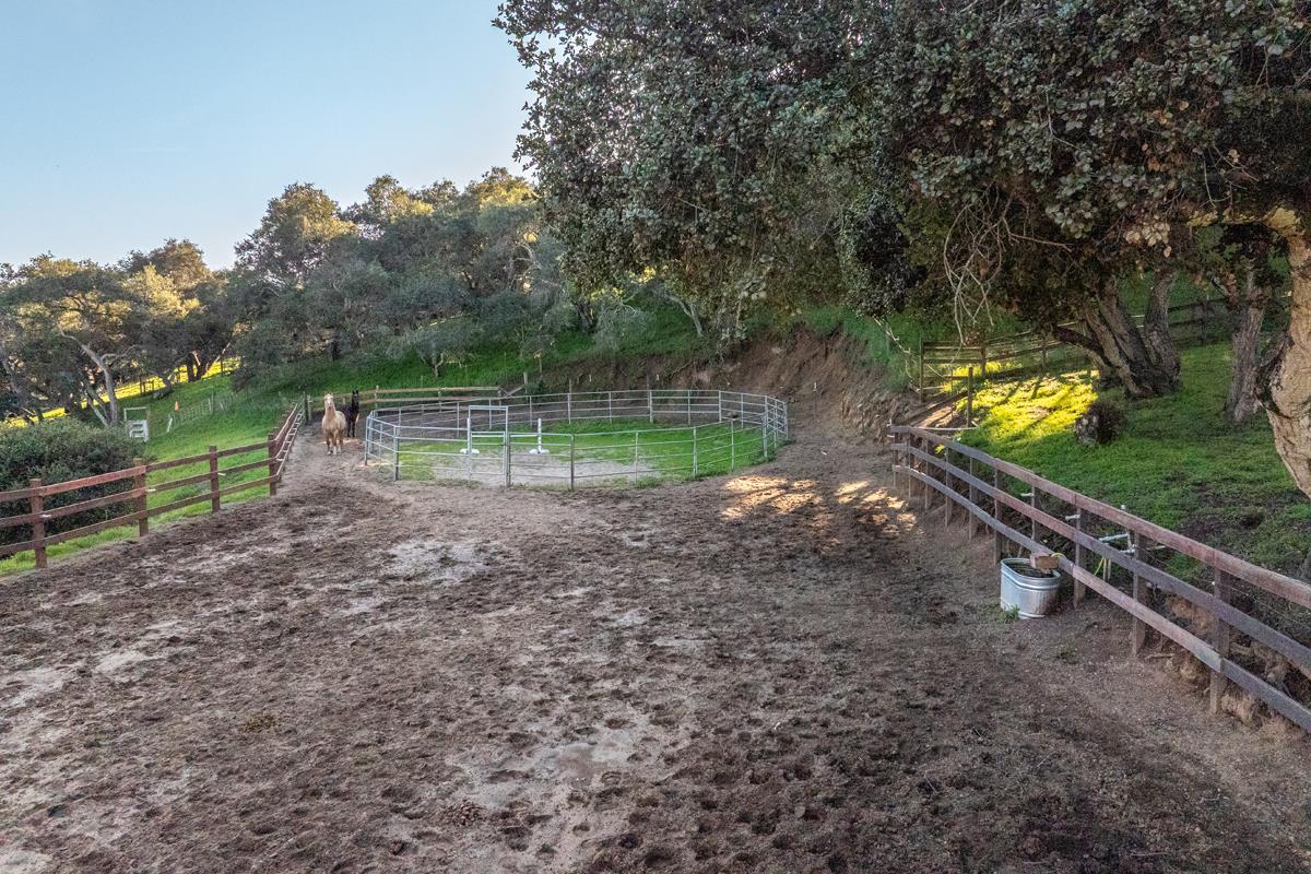 Detail Gallery Image 17 of 20 For 18795 Pesante Rd, Salinas,  CA 93907 - 3 Beds | 2 Baths