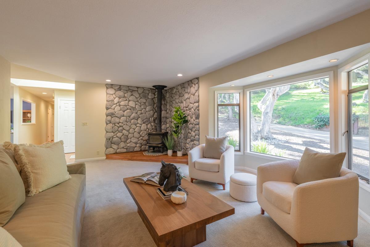 Detail Gallery Image 5 of 20 For 18795 Pesante Rd, Salinas,  CA 93907 - 3 Beds | 2 Baths