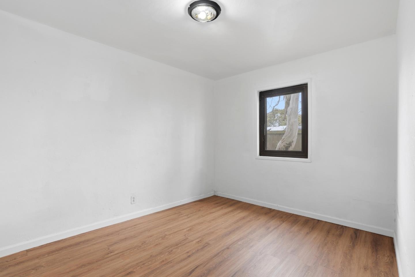 Detail Gallery Image 20 of 33 For 812 7th Ave, San Bruno,  CA 94066 - 2 Beds | 1 Baths