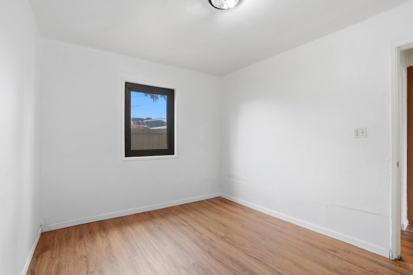 Detail Gallery Image 21 of 33 For 812 7th Ave, San Bruno,  CA 94066 - 2 Beds | 1 Baths