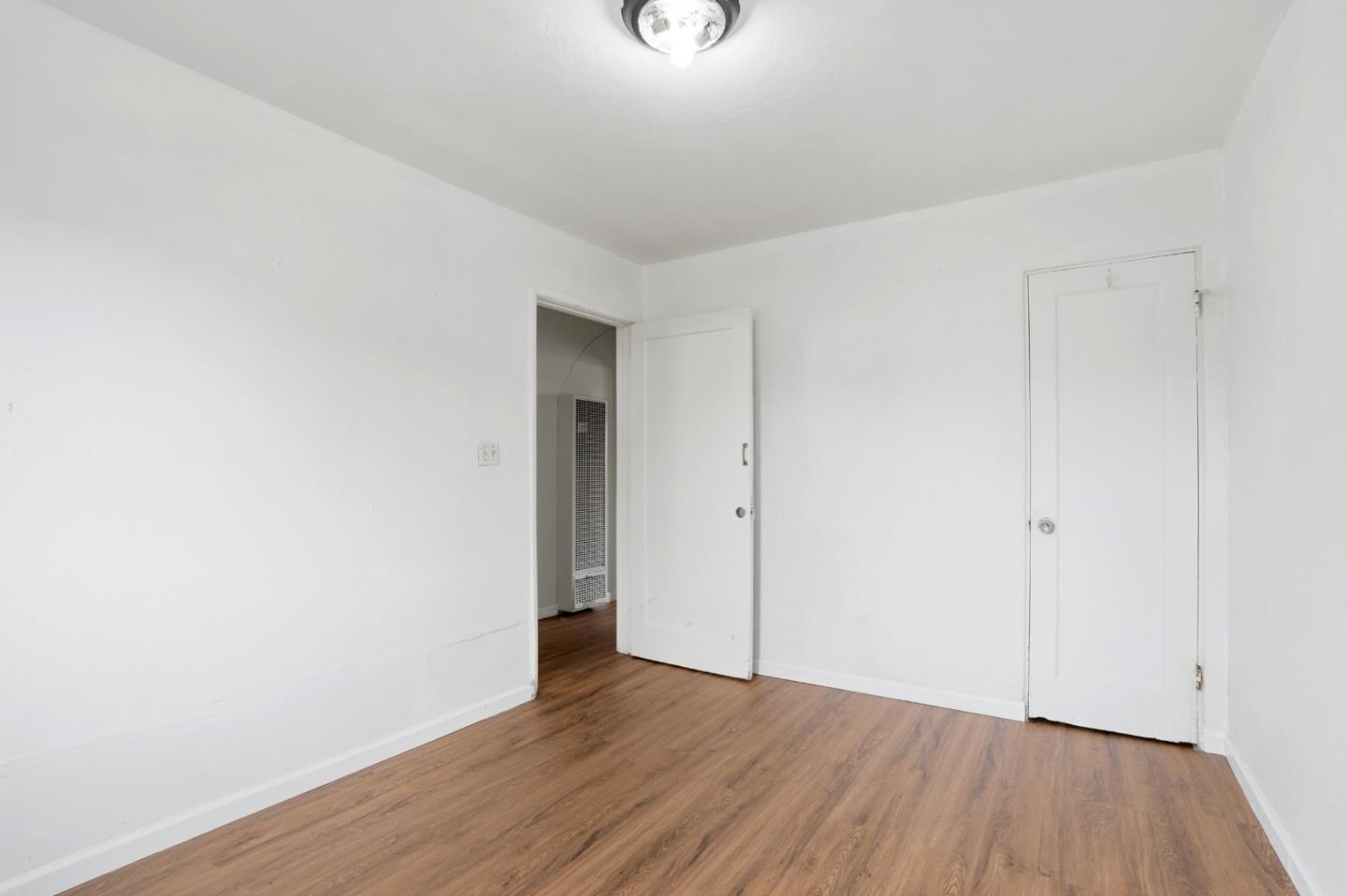 Detail Gallery Image 22 of 33 For 812 7th Ave, San Bruno,  CA 94066 - 2 Beds | 1 Baths