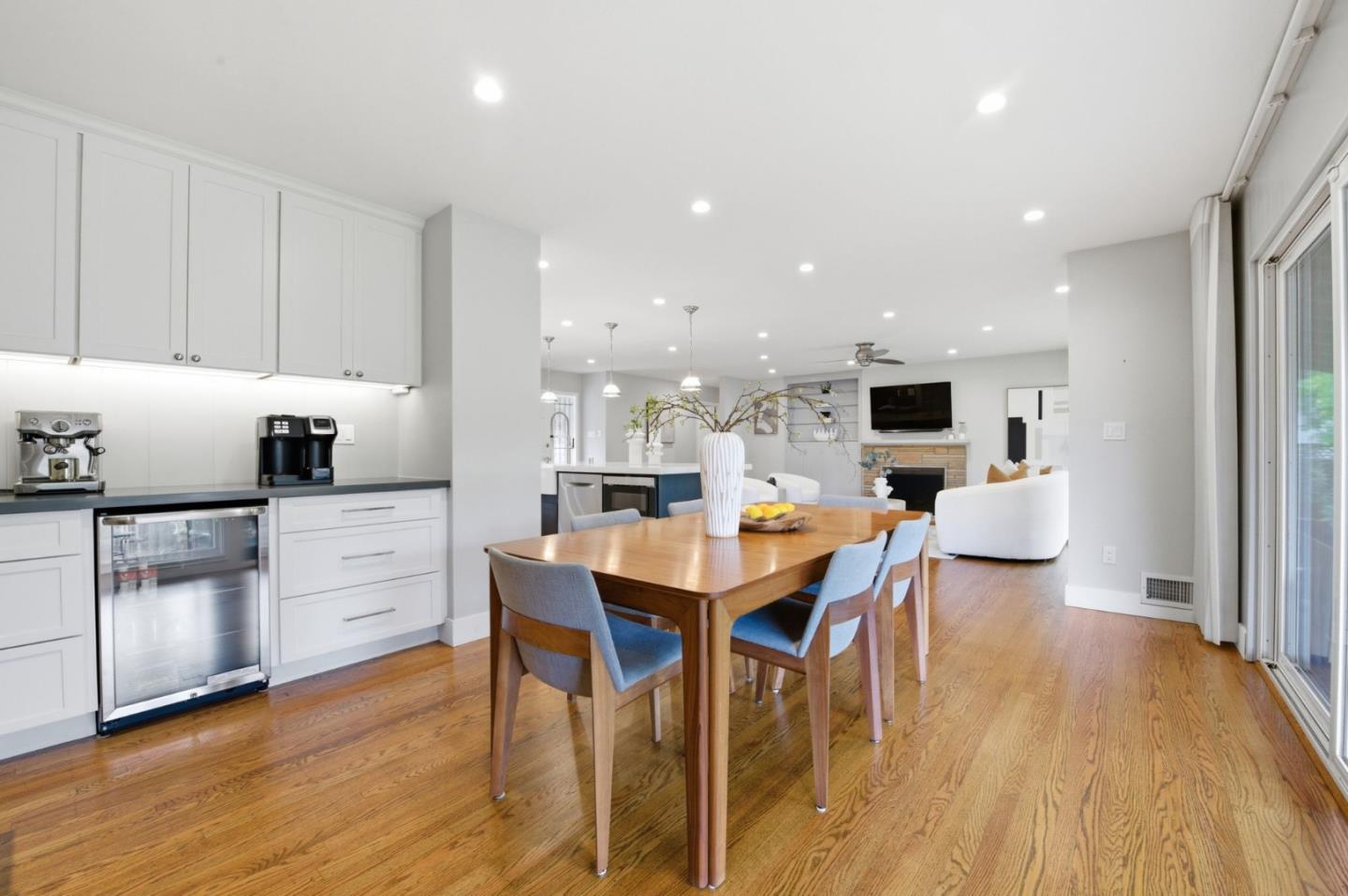 Detail Gallery Image 18 of 50 For 171 Santiago Ave, Redwood City,  CA 94061 - 3 Beds | 2 Baths