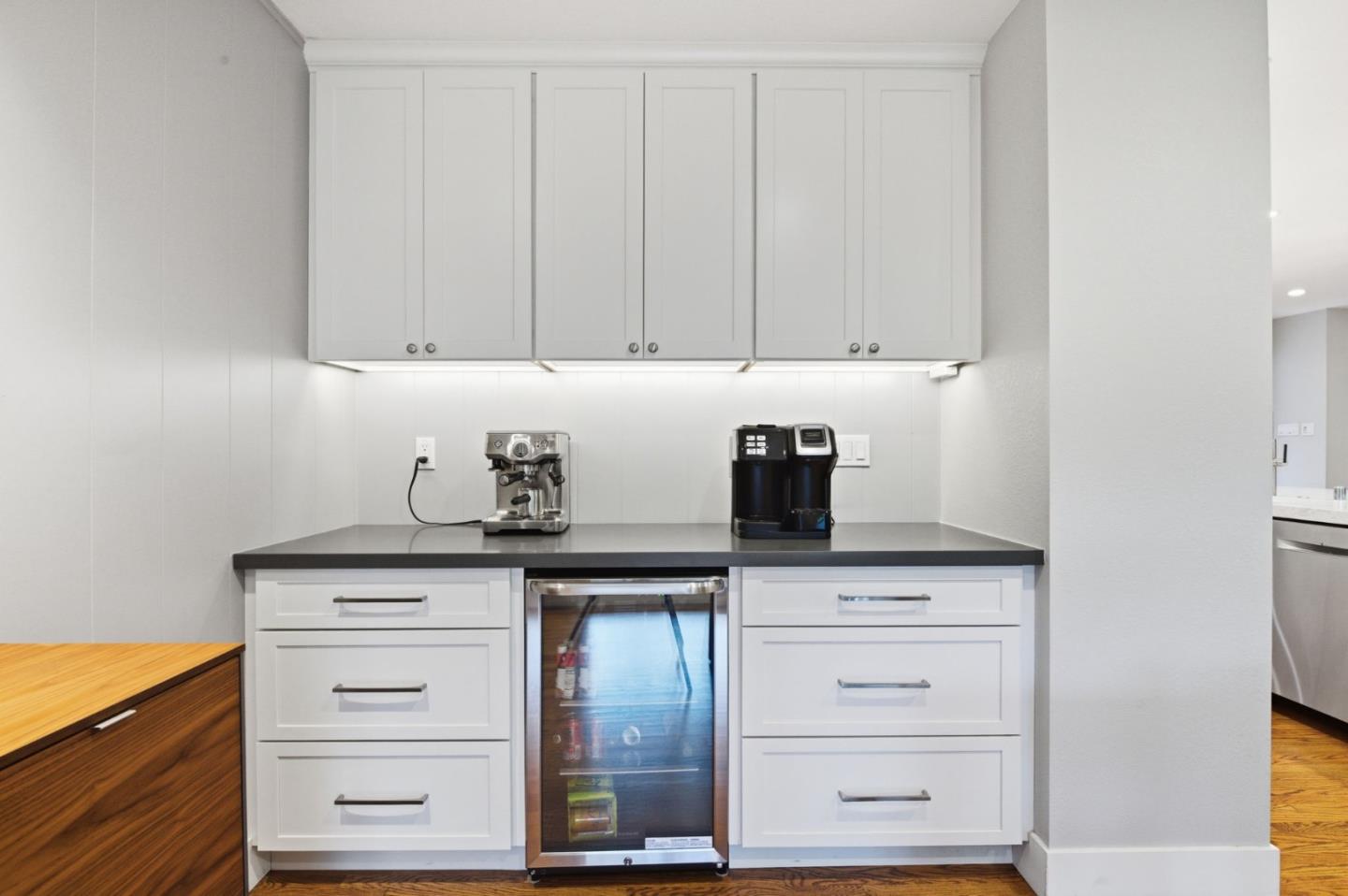 Detail Gallery Image 21 of 50 For 171 Santiago Ave, Redwood City,  CA 94061 - 3 Beds | 2 Baths