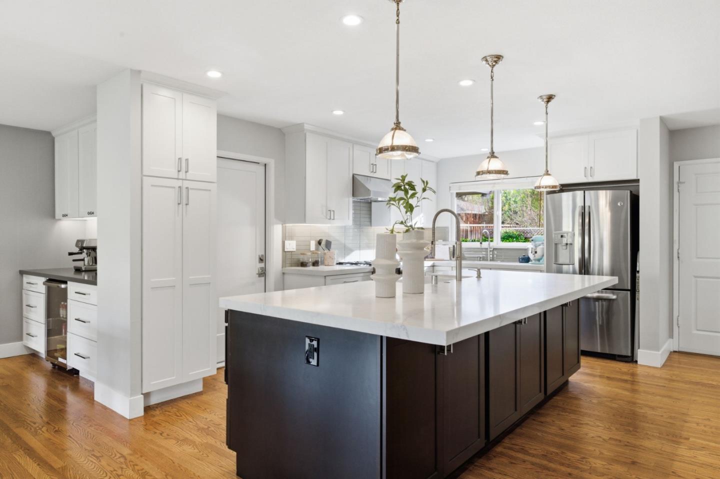 Detail Gallery Image 24 of 50 For 171 Santiago Ave, Redwood City,  CA 94061 - 3 Beds | 2 Baths