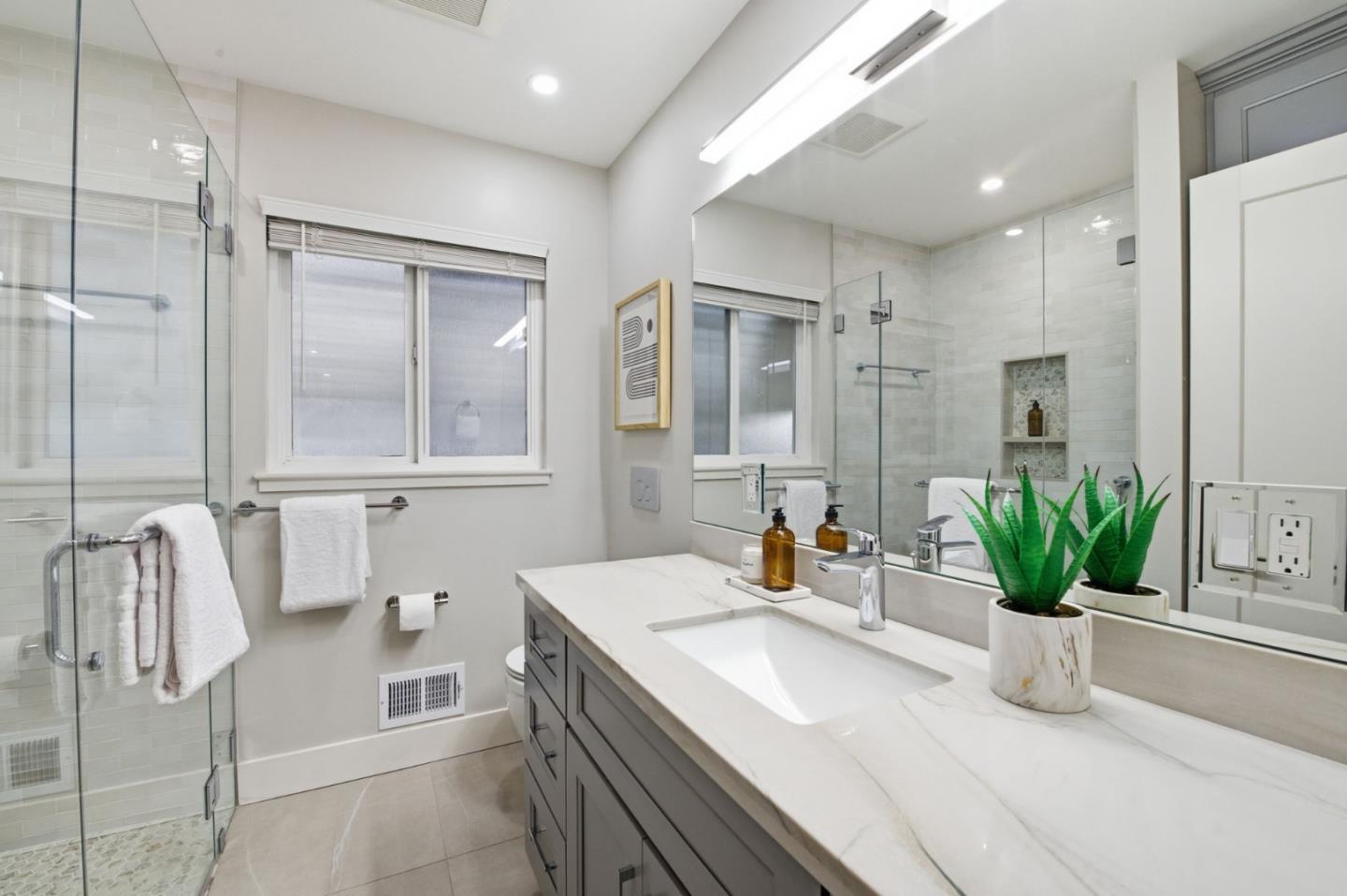 Detail Gallery Image 36 of 50 For 171 Santiago Ave, Redwood City,  CA 94061 - 3 Beds | 2 Baths