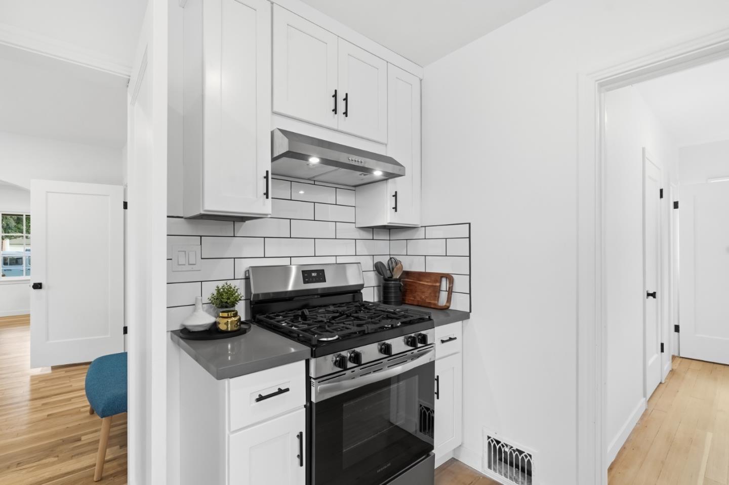 Detail Gallery Image 22 of 37 For 1141 Dean Ave, San Jose,  CA 95125 - 2 Beds | 1/1 Baths