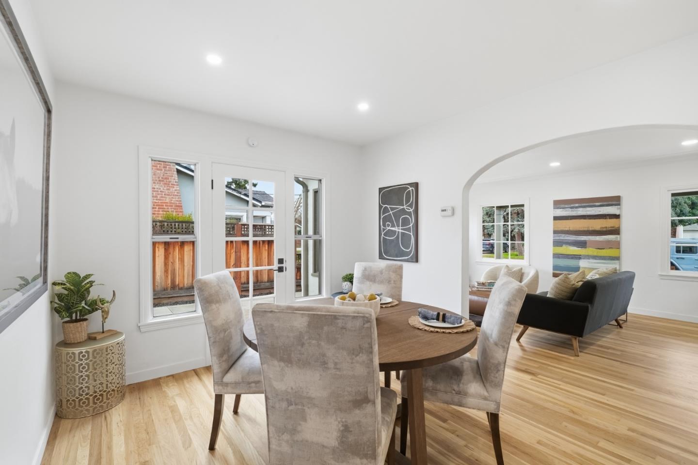 Detail Gallery Image 8 of 37 For 1141 Dean Ave, San Jose,  CA 95125 - 2 Beds | 1/1 Baths